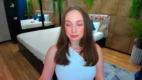 Snapshot of pieceofinspiration chatting on 06.10.26 Emelie online show from 06.10.26