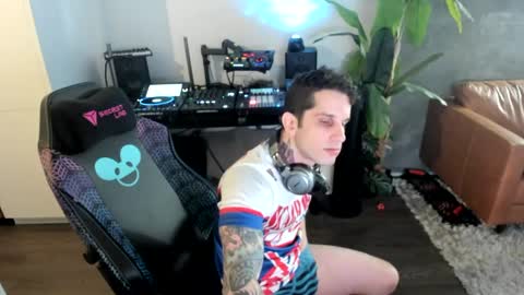 Pierre Fitch online show from 02.25.25