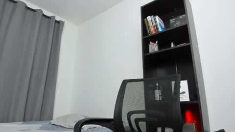 Pierre online show from 01.26.25