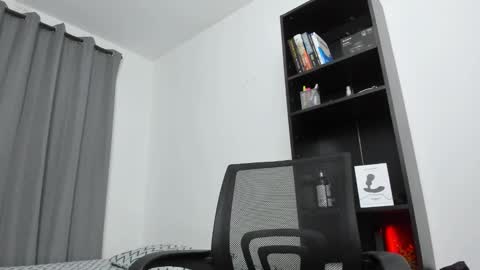 Pierre online show from 01.30.25