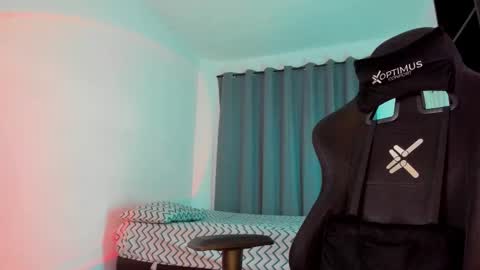 Pierre online show from 12.18.25