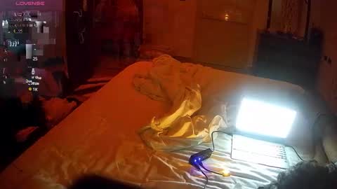 coupleofgods online show from 10.11.25