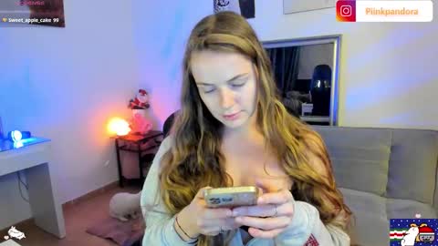 Snapshot of piinkpandora chatting on 01.10.26 PiinkPandora online show from 01.10.26