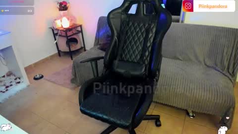 Snapshot of piinkpandora chatting on 02.15.26 PiinkPandora online show from 02.15.26