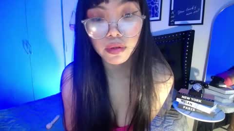 dee online show from 11.24.25