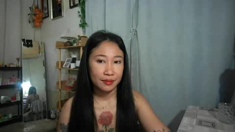 yumie  online show from 07.23.26