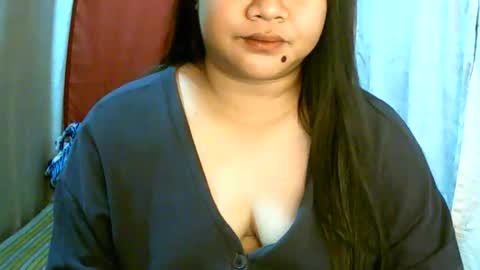 Snapshot of pinayjona chatting on 02.12.25 pinayjona online show from 02.12.25