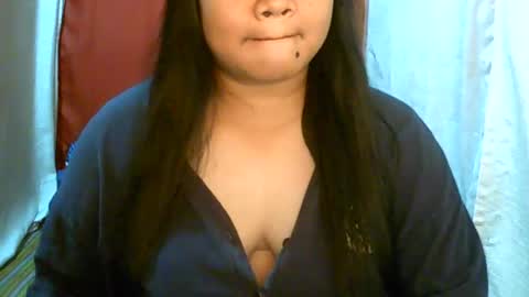 Snapshot of pinayjona chatting on 02.13.25 pinayjona online show from 02.13.25