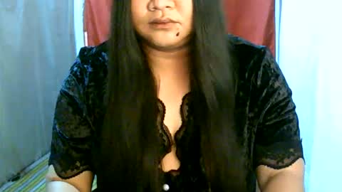 Snapshot of pinayjona chatting on 05.13.26 pinayjona online show from 05.13.26