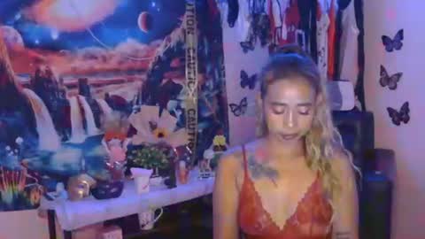 pinaymorena_renelda online show from 05.10.26
