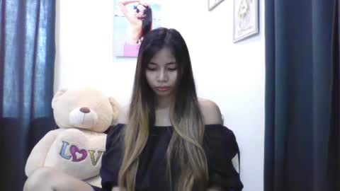 pinaypetite971689 online show from 01.11.25