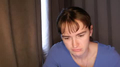 Snapshot of pineapple__mood chatting on 06.21.26 online show from 06.21.26