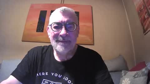 Snapshot of pinholder chatting on 12.21.24 Michael online show from 12.21.24