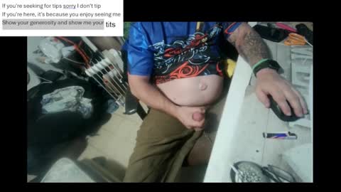 Snapshot of pini_z chatting on 03.08.25 pini_z online show from 03.08.25