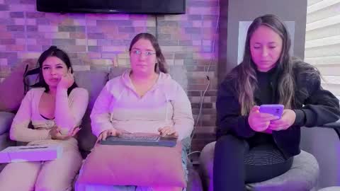 pink_as online show from 02.17.26