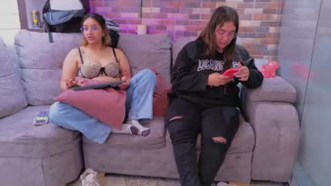 Snapshot of pink_as chatting on 06.30.26 pink_as online show from 06.30.26