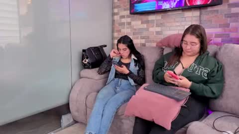 Snapshot of pink_as chatting on 07.02.26 pink_as online show from 07.02.26