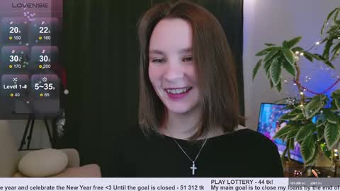 Snapshot of pink_seagull chatting on 12.27.24 Eva online show from 12.27.24
