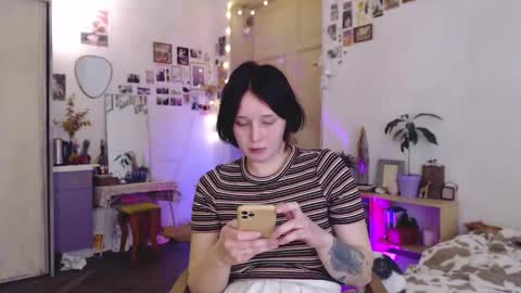 Snapshot of pink_soup chatting on 10.22.25 Sony online show from 10.22.25