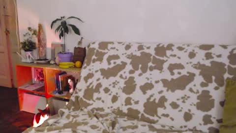 Snapshot of pink_soup chatting on 11.01.25 Sony online show from 11.01.25