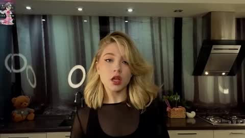 Adele online show from 02.19.25