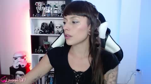 Snapshot of pinkcatlive chatting on 11.12.25 Emily online show from 11.12.25