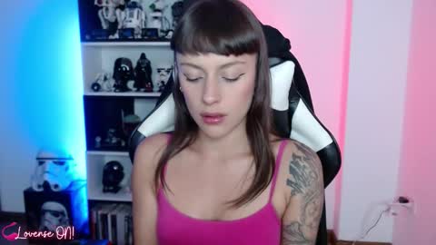 Snapshot of pinkcatlive chatting on 11.26.25 Emily online show from 11.26.25