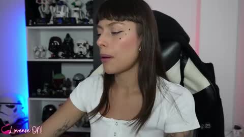 Snapshot of pinkcatlive chatting on 12.15.25 Emily online show from 12.15.25