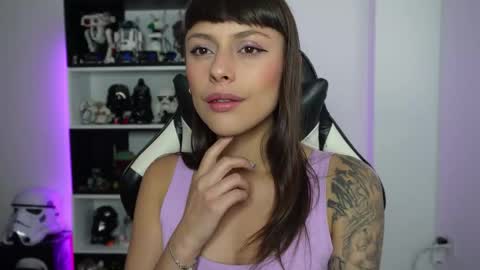 Snapshot of pinkcatlive chatting on 02.04.26 Emily online show from 02.04.26