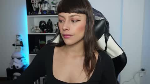 Snapshot of pinkcatlive chatting on 02.06.26 Emily online show from 02.06.26