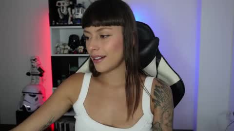 Snapshot of pinkcatlive chatting on 03.19.26 Emily online show from 03.19.26