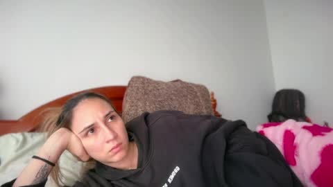 Snapshot of pinkilola chatting on 05.27.26 Pinkilola online show from 05.27.26
