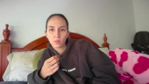 Snapshot of pinkilola chatting on 05.29.26 Pinkilola online show from 05.29.26