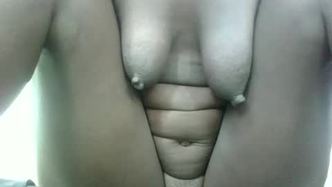 Snapshot of pinkinside026 chatting on 01.05.25 africanah online show from 01.05.25