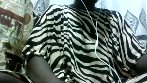 Snapshot of pinkinside026 chatting on 01.07.25 africanah online show from 01.07.25