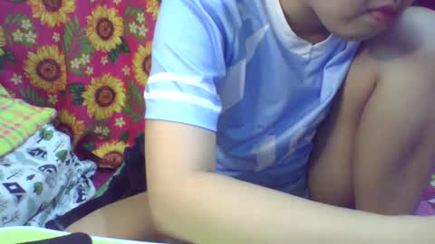 Snapshot of pinkish_shine chatting on 02.11.25 Hi  its me shine  online show from 02.11.25