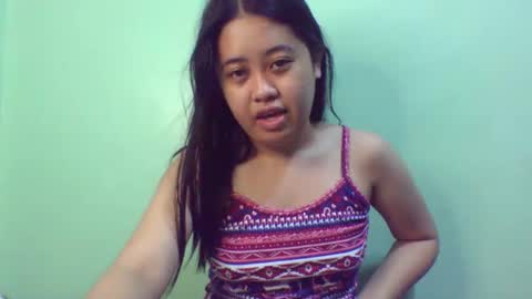 Snapshot of pinkish_shine chatting on 02.22.25 Hi  its me shine  online show from 02.22.25