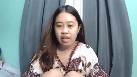 Snapshot of pinkish_shine chatting on 02.09.26 Hi its me shine online show from 02.09.26