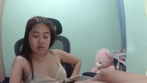 Snapshot of pinkish_shine chatting on 05.15.26 Hi its me shine online show from 05.15.26