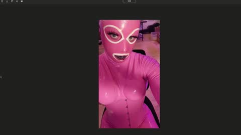 Snapshot of pinklatexgurl chatting on 03.22.26 pinklatexgurl online show from 03.22.26