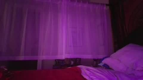 Snapshot of pinkpillbambi chatting on 12.17.25 pinkpillbambi online show from 12.17.25