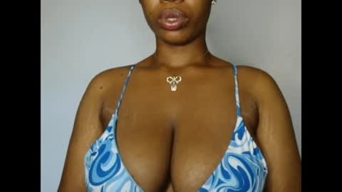 Snapshot of pinkxsugar chatting on 06.16.26 pinkxsugar online show from 06.16.26
