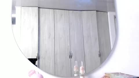Snapshot of pinky_f00x chatting on 07.22.26 pinky_f00x online show from 07.22.26