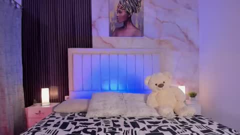 Peachy online show from 10.05.25