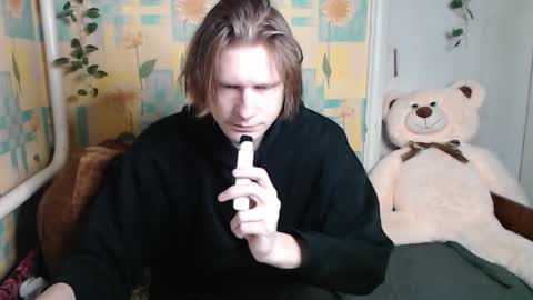 Snapshot of pinochetti chatting on 01.07.26 Incubus online show from 01.07.26