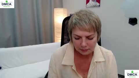 Snapshot of pion_s chatting on 01.12.26 Bella online show from 01.12.26