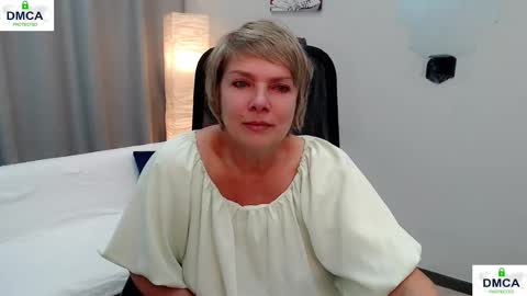 Snapshot of pion_s chatting on 03.01.26 Bella online show from 03.01.26