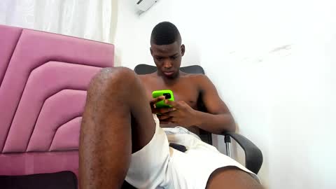 Snapshot of pipeking20 chatting on 12.15.24 P I P E online show from 12.15.24