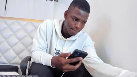 Snapshot of pipeking20 chatting on 02.16.26 P I P E online show from 02.16.26