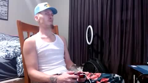 Snapshot of pippylongdickin chatting on 10.29.25 pippylongdickin online show from 10.29.25